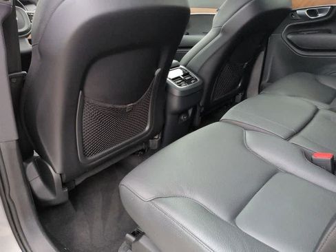 Used 2024 Volvo XC90 B5 Plus AWD/4WD image 18