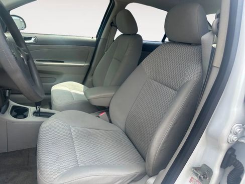 Used 2007 Chevrolet Cobalt LT w/ Preferred Equipment Group FWD image 10
