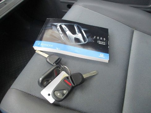Used 2005 Honda Element LX image 32