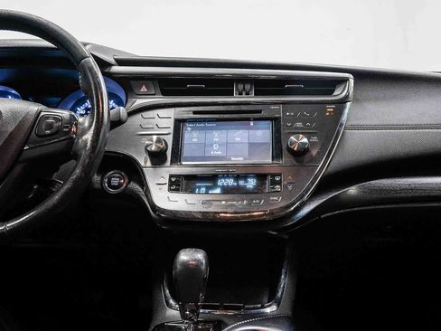 Used 2016 Toyota Avalon XLE FWD image 13
