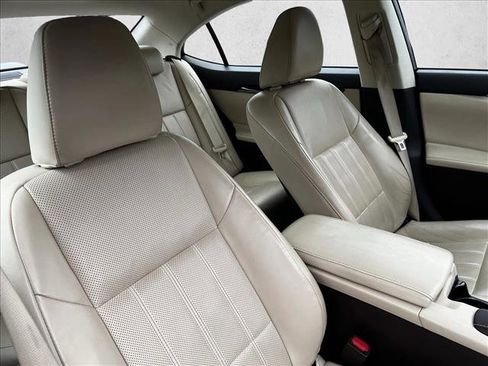 Used 2017 Lexus ES 350 image 24