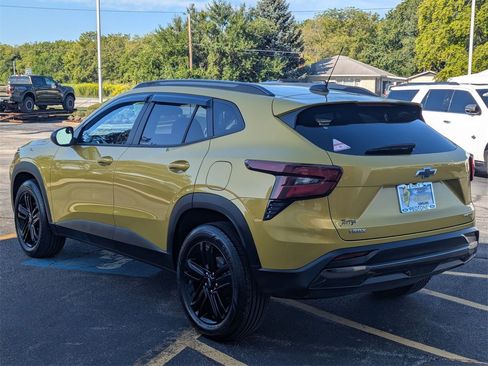 Used 2024 Chevrolet Trax ACTIV w/ Sunroof Package image 5