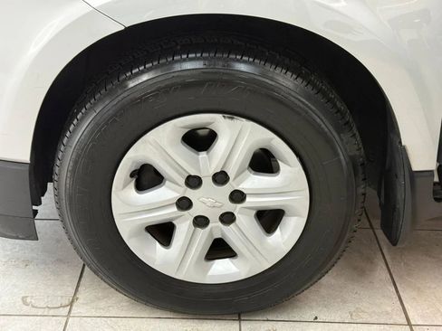 Used 2013 Chevrolet Traverse LS image 26