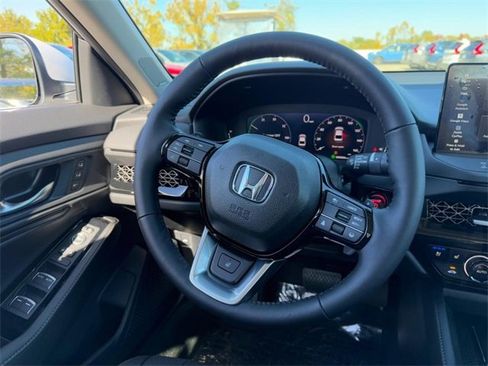 New 2025 Honda Accord Touring image 7