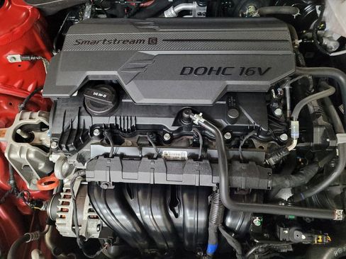 Used 2023 Hyundai Elantra SEL FWD image 30