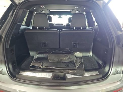 Used 2024 Cadillac XT6 Premium Luxury AWD/4WD image 36