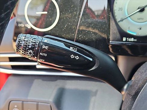 Used 2021 Hyundai Elantra SEL w/ Convenience Package FWD image 13