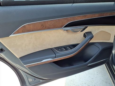 Used 2021 Audi A8 L 3.0T w/ Executive Plus Package image 26