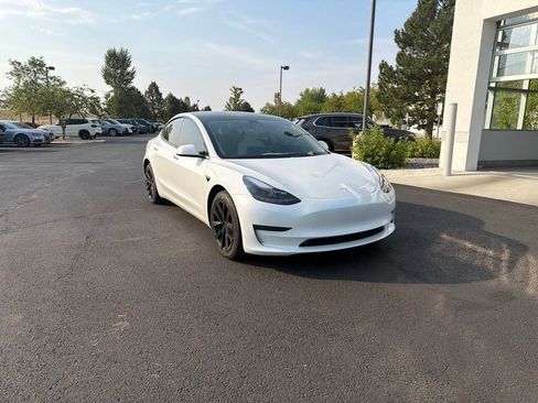 Used 2023 Tesla Model 3 Standard Range RWD image 7