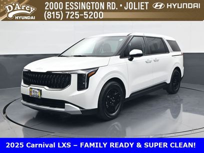 Used 2025 Kia Carnival