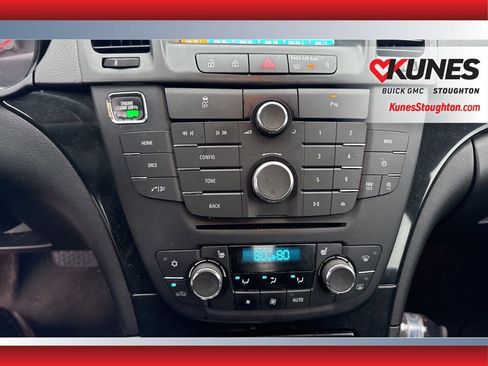 Used 2013 Buick Regal Premium image 26