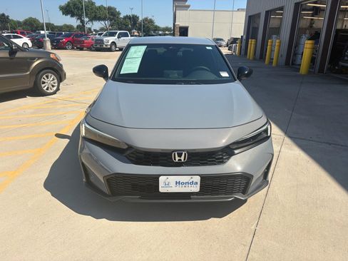 Certified 2025 Honda Civic Sport image 3