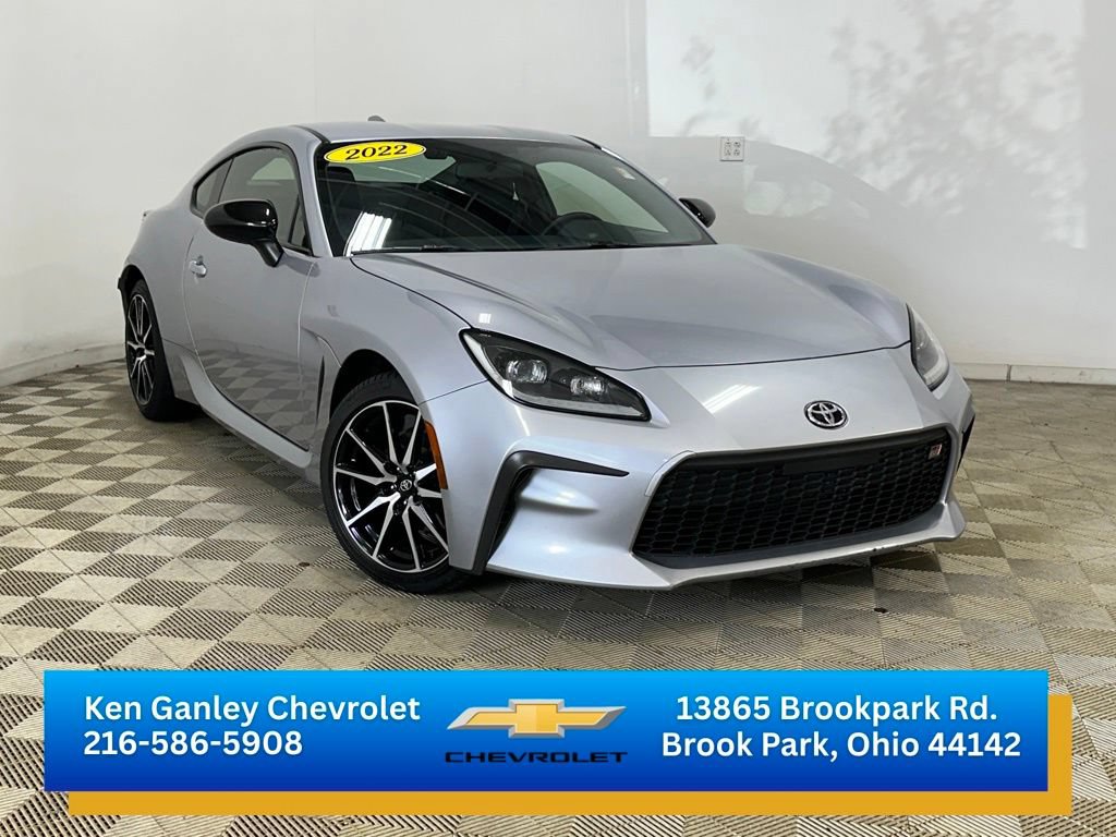 Used 2022 Toyota GR86 w/ ALL Weather Mat Package (TMS) RWD image 4
