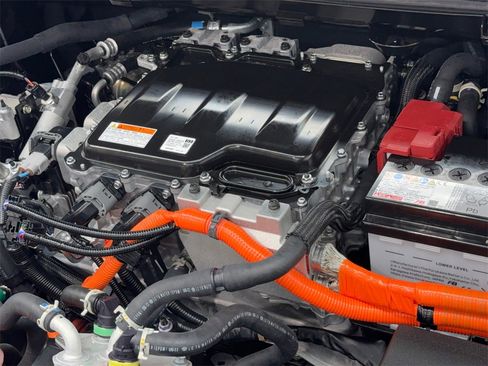 Used 2024 Toyota bZ4X XLE w/ Weather Package image 55