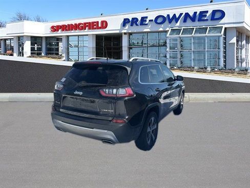 Used 2021 Jeep Cherokee Limited image 3