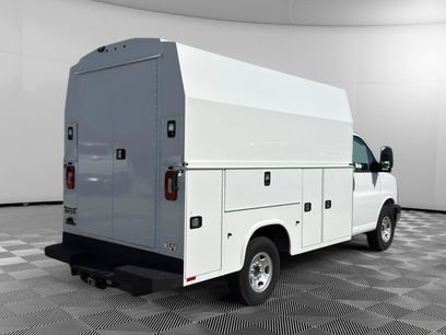 New 2025 Chevrolet Express 3500 w/ Power Convenience Package