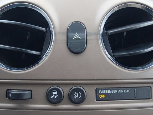 Used 2009 Chevrolet HHR LT FWD image 27
