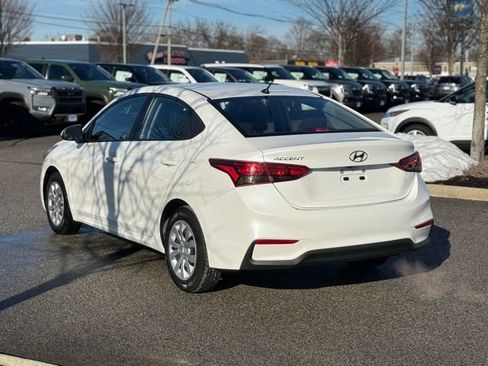 Used 2018 Hyundai Accent SE image 7