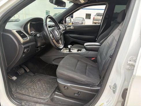 Used 2014 Jeep Grand Cherokee Laredo w/ Quick Order Package 23E image 21