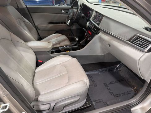 Used 2016 Kia Optima EX image 32