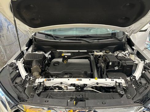 Used 2024 GMC Terrain SLT image 10