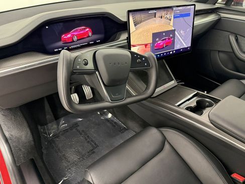 Used 2023 Tesla Model S Plaid image 18