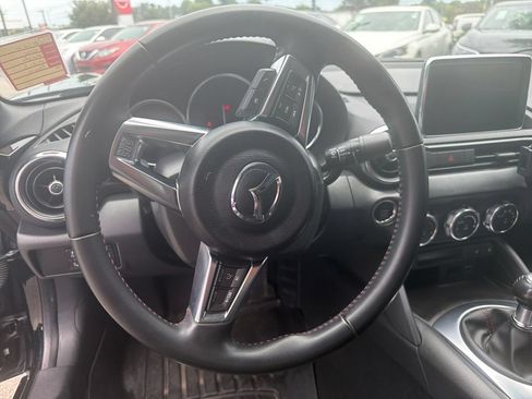 Used 2016 MAZDA MX-5 Miata Grand Touring RWD image 15