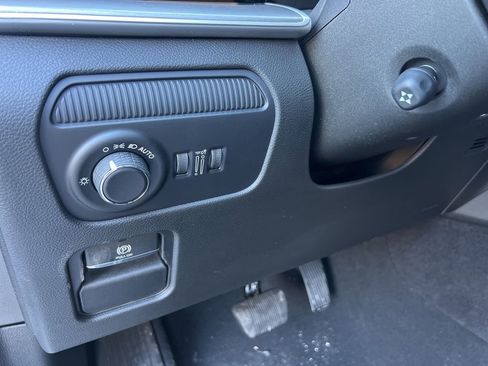 New 2026 Jeep Grand Wagoneer L Limited AWD/4WD image 12