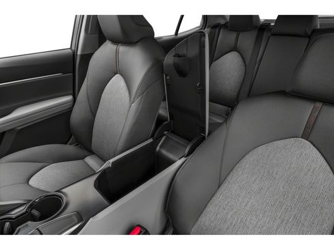 Certified 2018 Toyota Camry SE FWD image 9