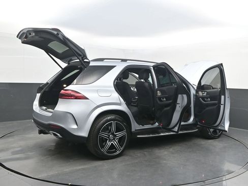 Used 2025 Mercedes-Benz GLE 450e 4MATIC image 49