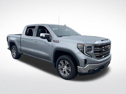 Used 2025 GMC Sierra 1500 SLT AWD/4WD image 8