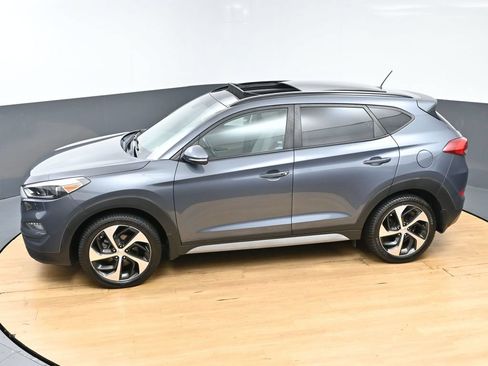 Used 2017 Hyundai Tucson Value AWD/4WD image 7