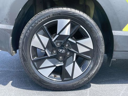 Used 2024 Hyundai Kona SEL FWD image 10