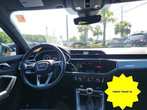 Used 2020 Audi Q3 2.0T Premium Plus AWD/4WD image 2