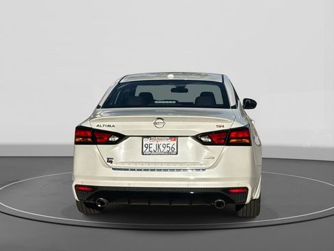 Used 2023 Nissan Altima 2.5 SR w/ SR Premium Package image 5