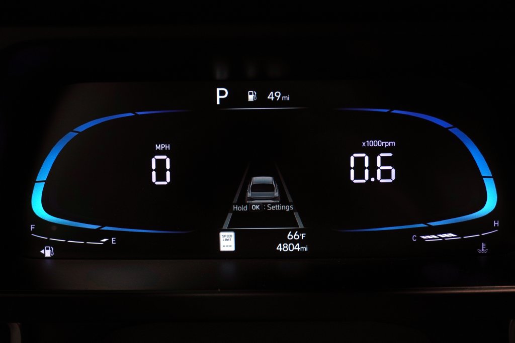 Certified 2026 Hyundai Elantra Sport FWD image 25