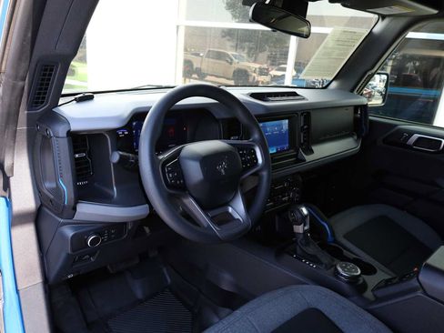 Used 2022 Ford Bronco 4-Door w/ Sasquatch Package AWD/4WD image 3