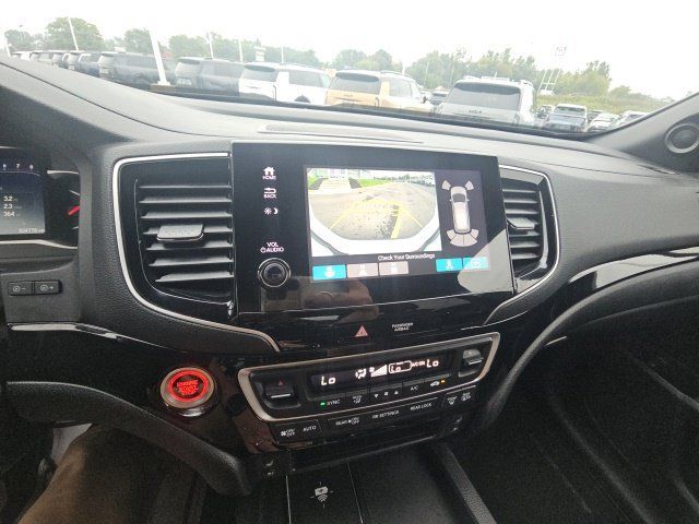 Used 2024 Honda Passport Black Edition image 21