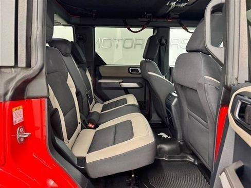 Used 2022 Ford Bronco Wildtrak AWD/4WD image 17