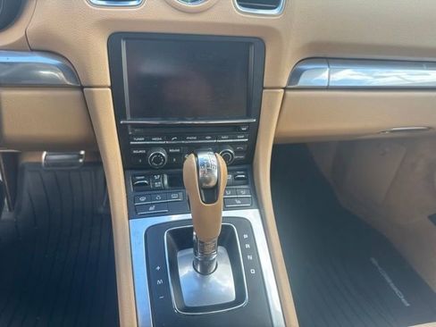 Used 2013 Porsche Boxster RWD image 17