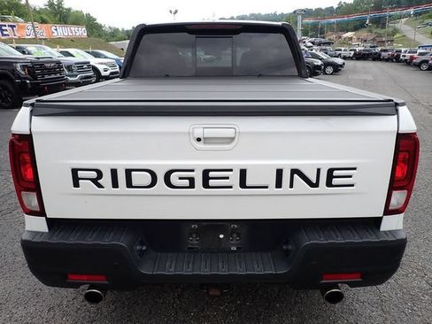 Used 2024 Honda Ridgeline Black Edition image 5
