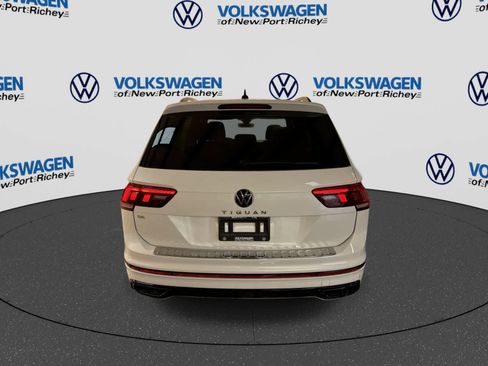 Used 2024 Volkswagen Tiguan SE R-Line FWD image 13