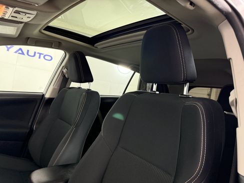 Used 2015 Toyota RAV4 XLE image 20