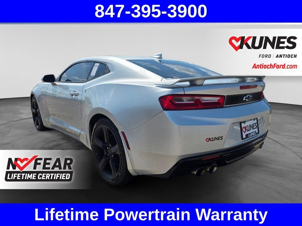 Used 2018 Chevrolet Camaro SS RWD image 7