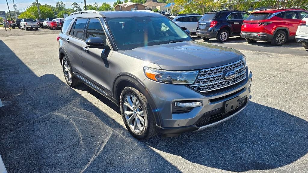 Used 2021 Ford Explorer Limited w/ Equipment Group 301A RWD image 3