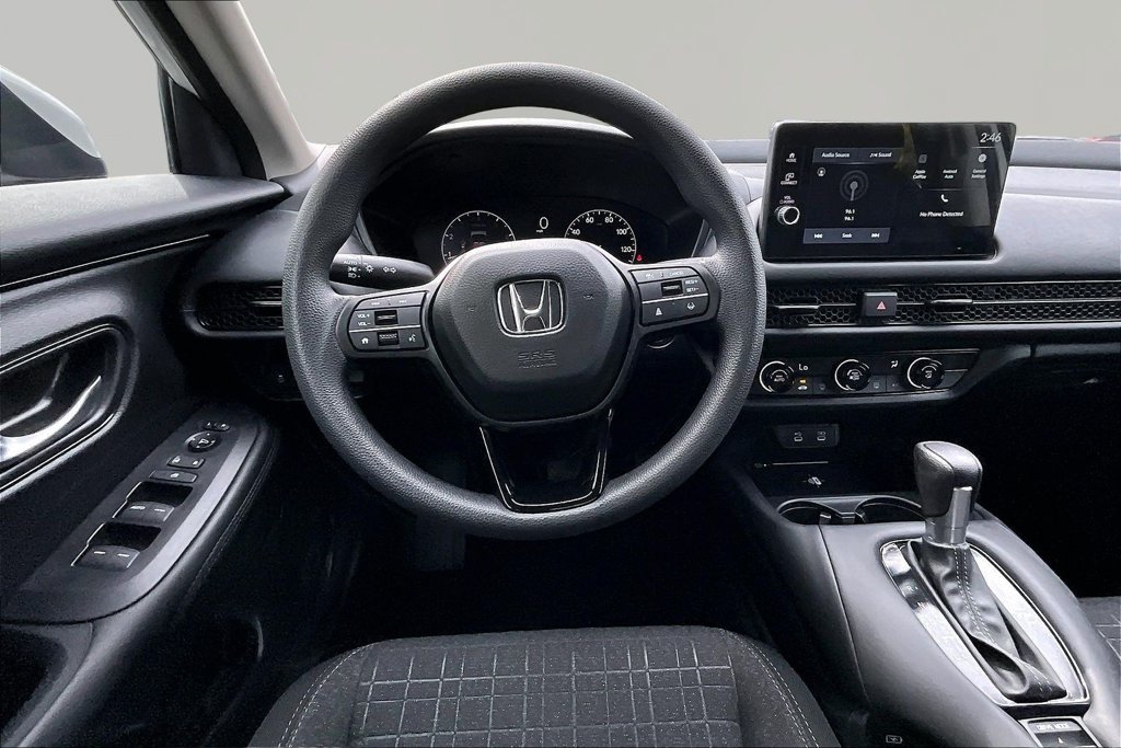 Certified 2027 Honda HR-V LX image 8