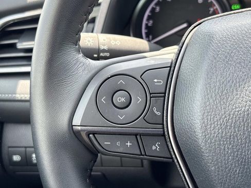 Used 2024 Toyota Camry SE w/ Convenience Package image 22