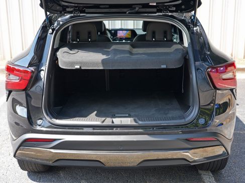 Used 2025 Chevrolet Trax ACTIV w/ Driver Confidence Package FWD image 9