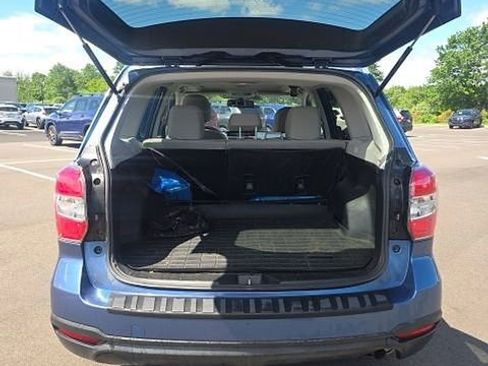 Used 2015 Subaru Forester 2.5i Premium w/ All-Weather Package AWD/4WD image 6