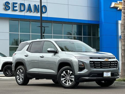 New 2026 Chevrolet Equinox LT w/ Safety and Technology Package FWD image 2